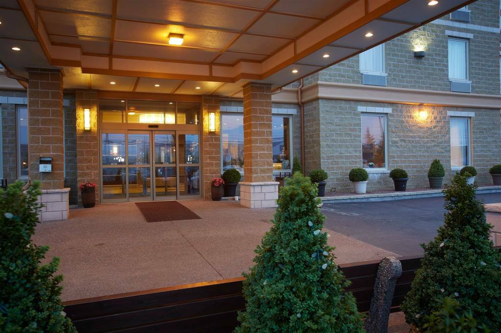Comfort Hotel Bayer'S Lake Timberlea Bagian luar foto